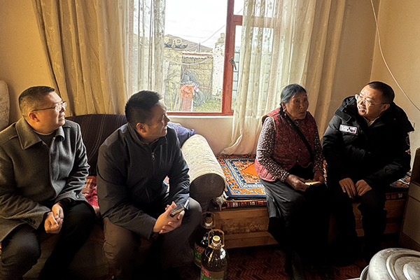 四川路橋黨委副書記、副董事長、總經(jīng)理羊勇前往阿壩縣調(diào)研托底性幫扶工作