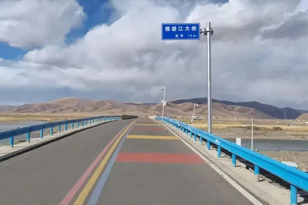 石渠縣X118色長路竣工 川西再添 “最美風(fēng)景道”