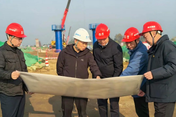 川交公司黨委副書記、董事、總經(jīng)理魯正偉赴多項目開展專項檢查督導